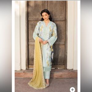 Elegant Blue and Yellow Women's Kurta
